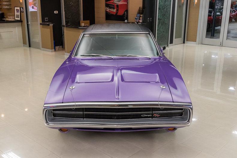 GEORGEOUS 1970 Dodge Charger R/T