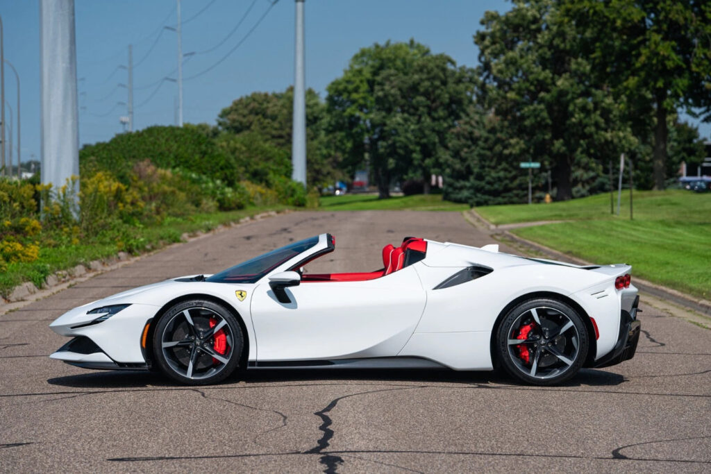 2023 Ferrari SF90 Spider