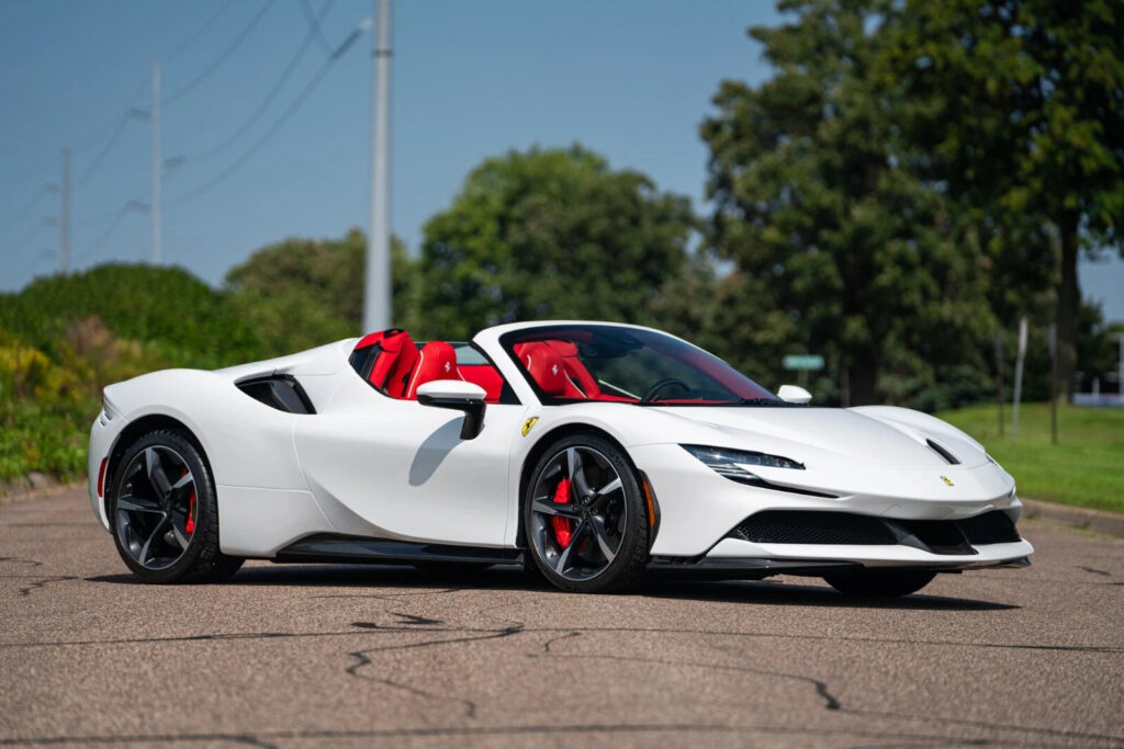 2023 Ferrari SF90 Spider
