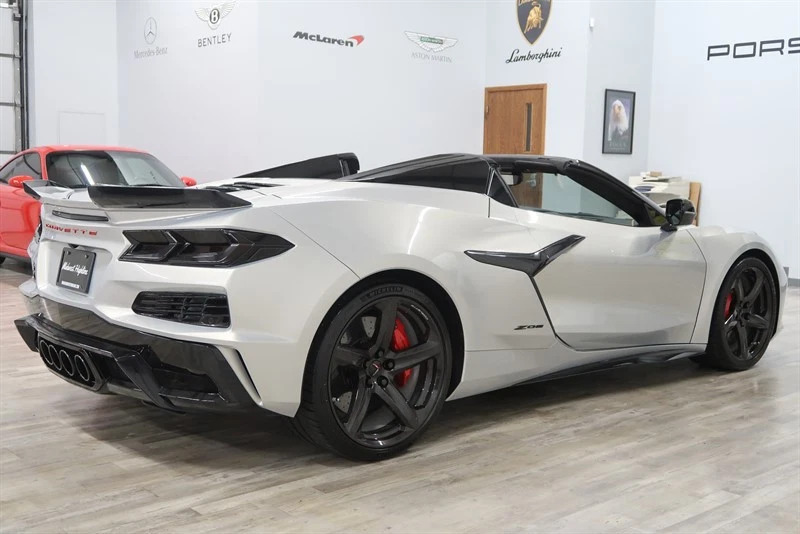 2023 Chevrolet Corvette Z06 Convertible W/3lz Clean Carfax! 1 Owner!