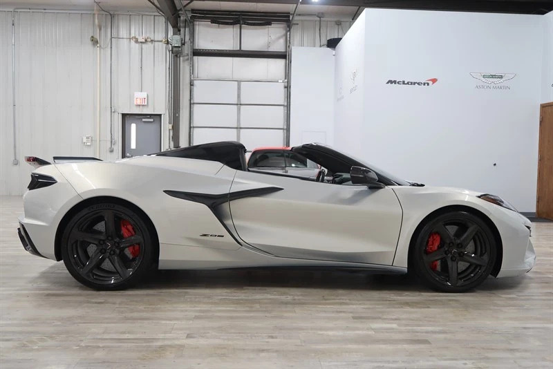 2023 Chevrolet Corvette Z06 Convertible W/3lz Clean Carfax! 1 Owner!