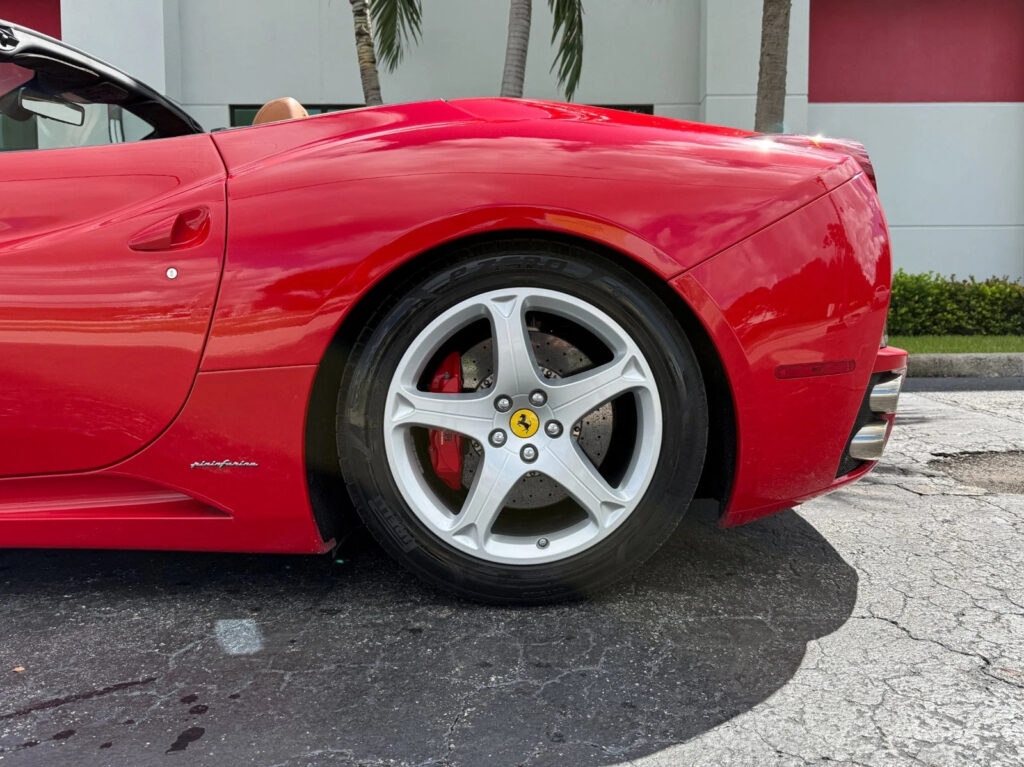 2010 Ferrari California