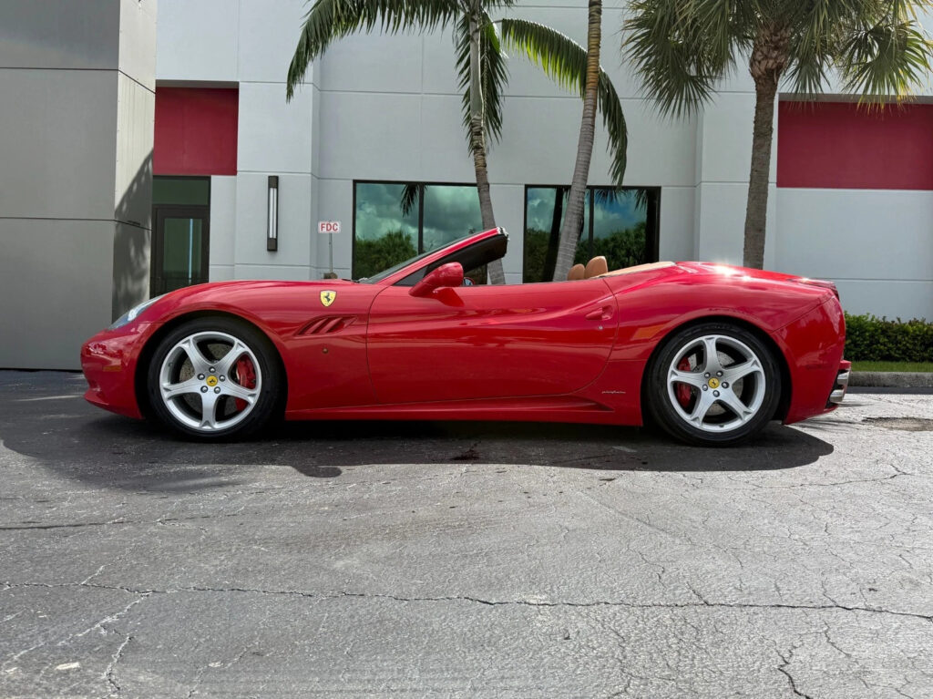 2010 Ferrari California