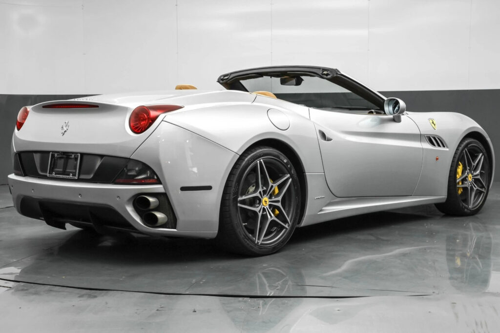 2011 Ferrari California